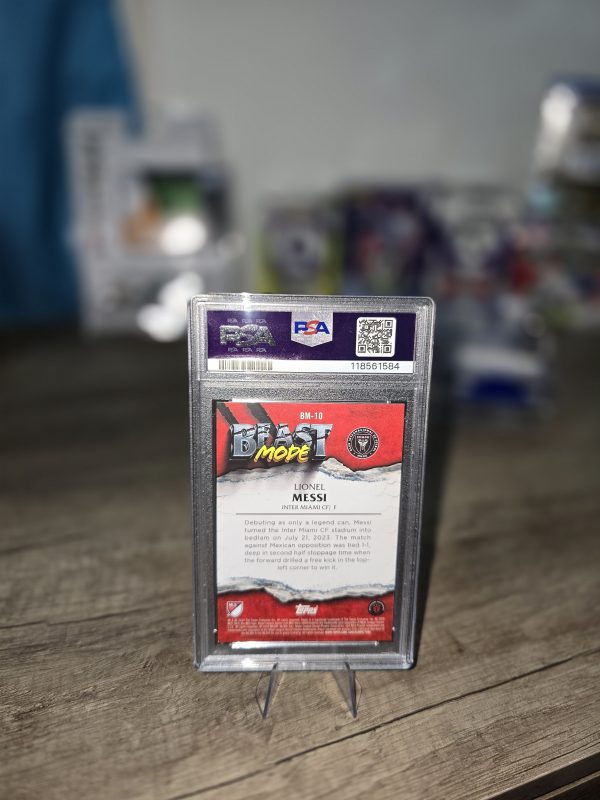 🐐 Topps MLS 2024 “Beast Mode” Lionel Messi – PSA 9 - Imagen 2