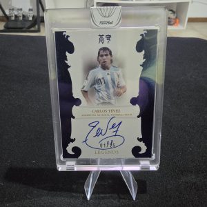 Carlos Tévez Fansmall Blue Parallel /25 – Autographed Card