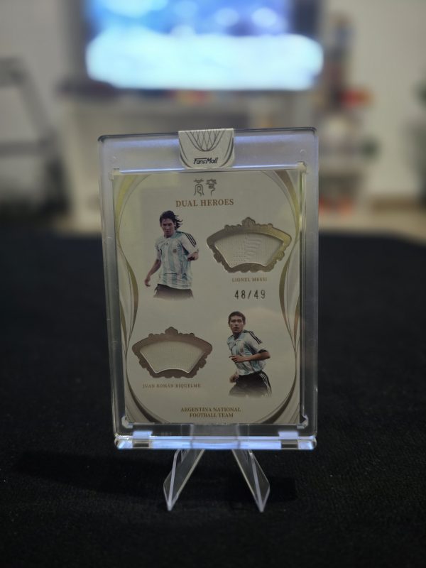 Lionel Messi & Juan Román Riquelme – Dual Heroes /49 | FansMall AFA Oneness 2022