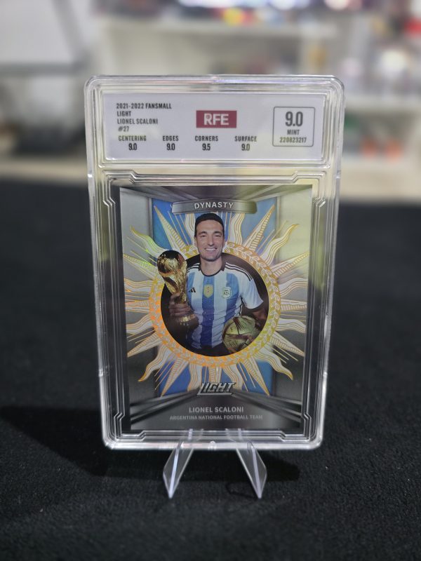 Lionel Scaloni "Dynasty" – FansMall 2021-22 – Graded RFE 9.0 Mint