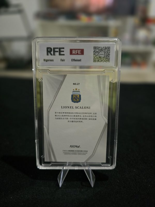 Lionel Scaloni "Dynasty" – FansMall 2021-22 – Graded RFE 9.0 Mint - Imagen 2
