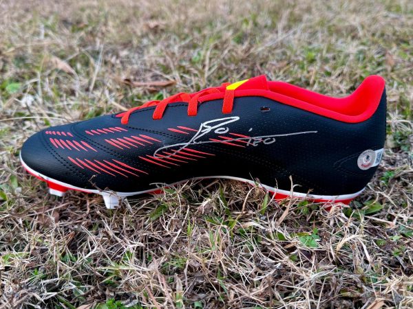 Botines Adidas Predator Firmados por Lionel Messi – Con Certificación Beckett