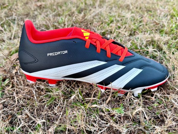 Botines Adidas Predator Firmados por Lionel Messi – Con Certificación Beckett - Imagen 4