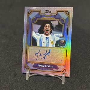 Autógrafo Original de Mario Kempes /250 – Topps Team Set Argentina 2024